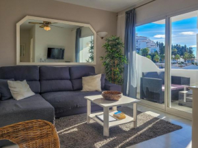 ☆Cozy 2BR apt. with sea views WIFI/AC/PARKING